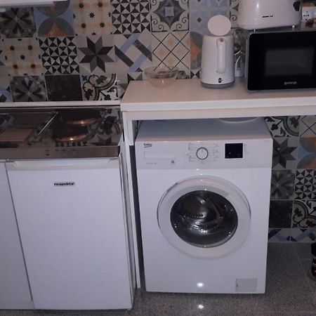 Appartement Garibaldik Apartman à Budapest Extérieur photo