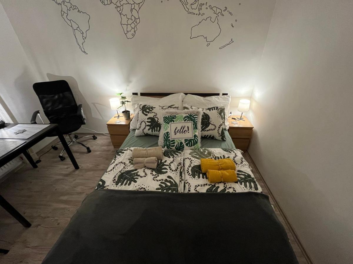 Appartement Garibaldik Apartman à Budapest Extérieur photo